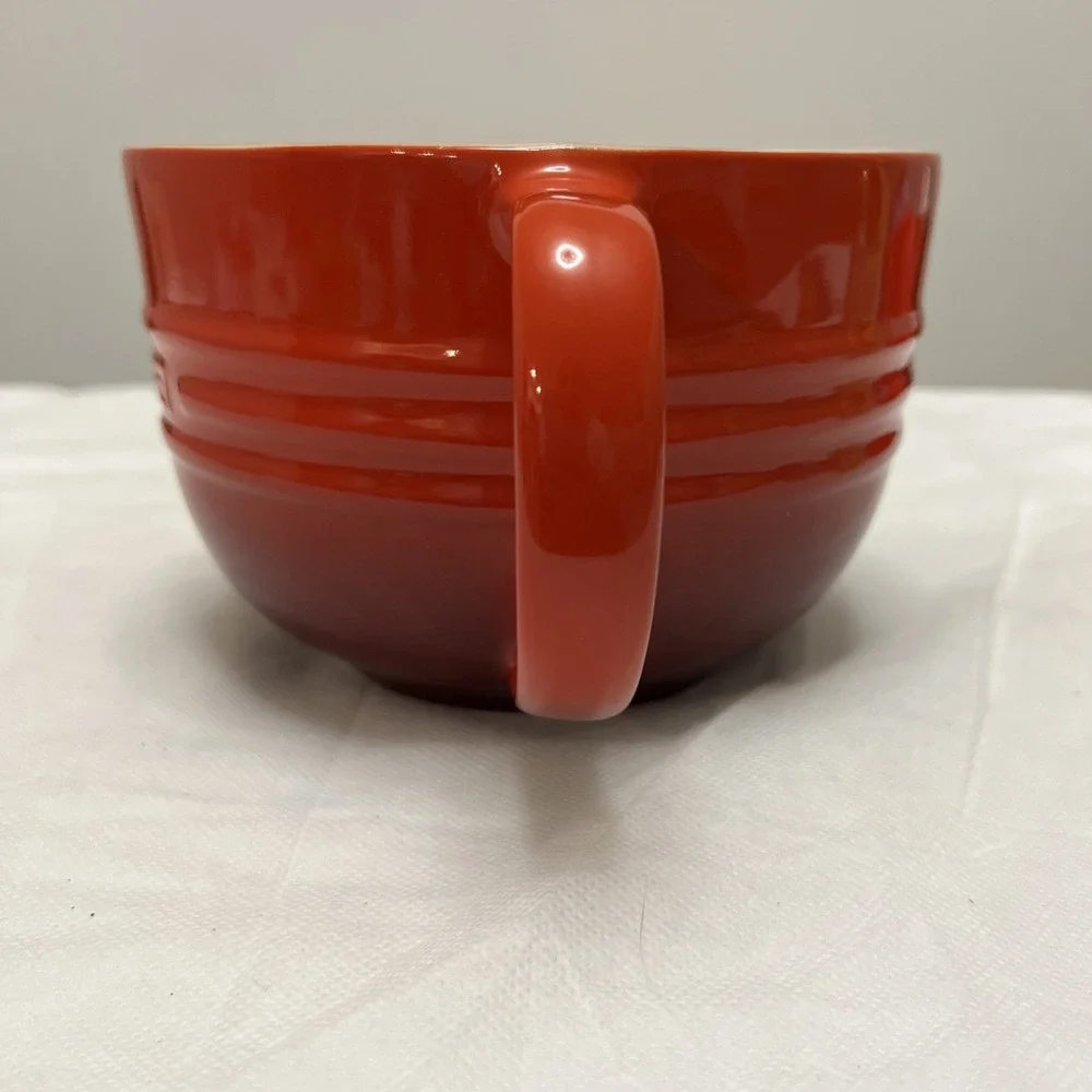 Le Creuset Batter Mixing Bowl Red 2 Qt Spout Handle Glazed Non Stick Carise